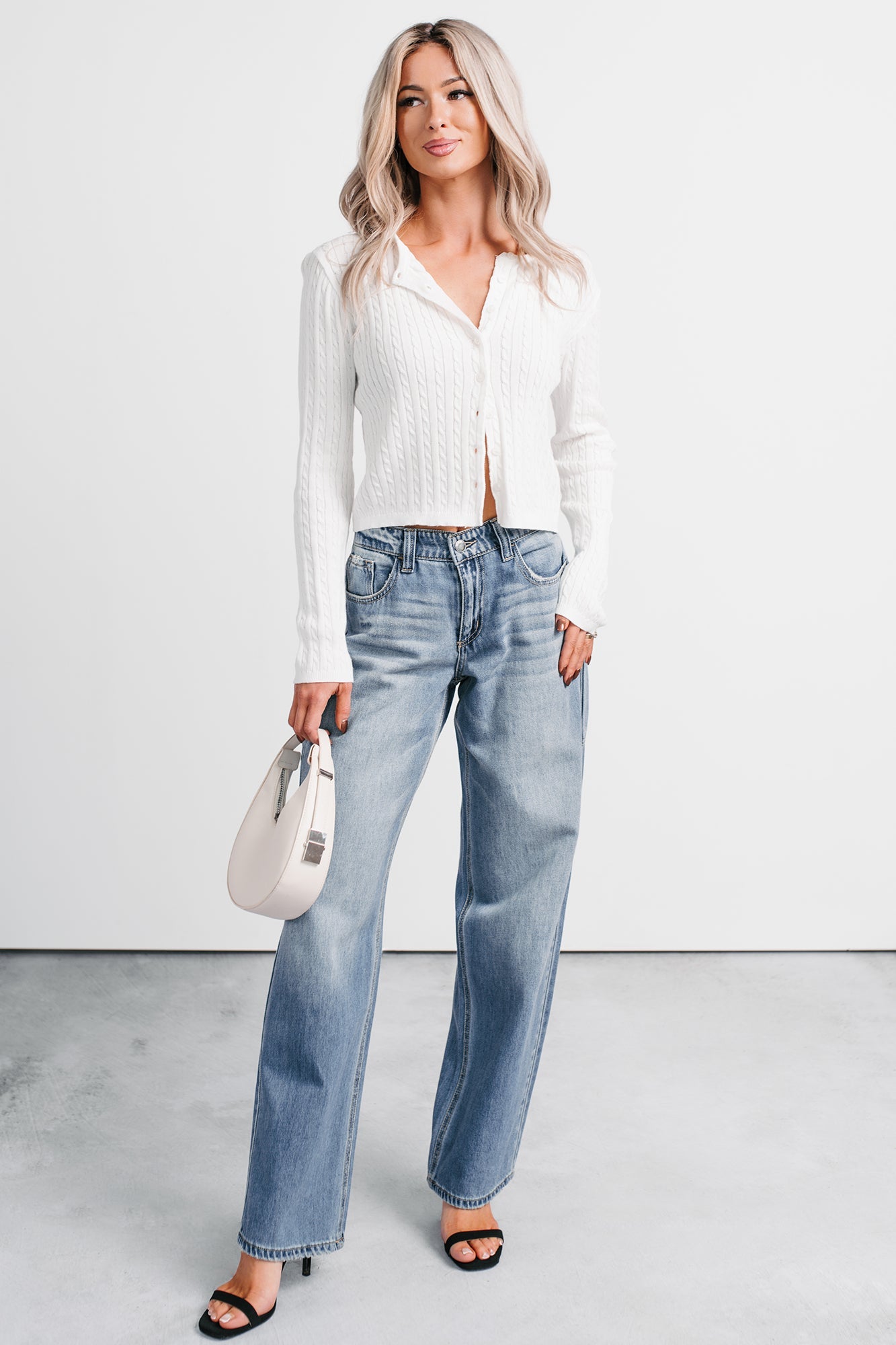 Kella Mid Rise Baggy Cello Jeans (Medium)
