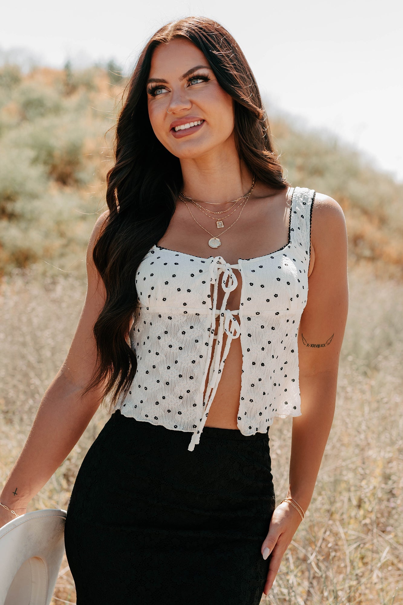 Cupid's Favorite Sleeveless Floral Top (Ivory)