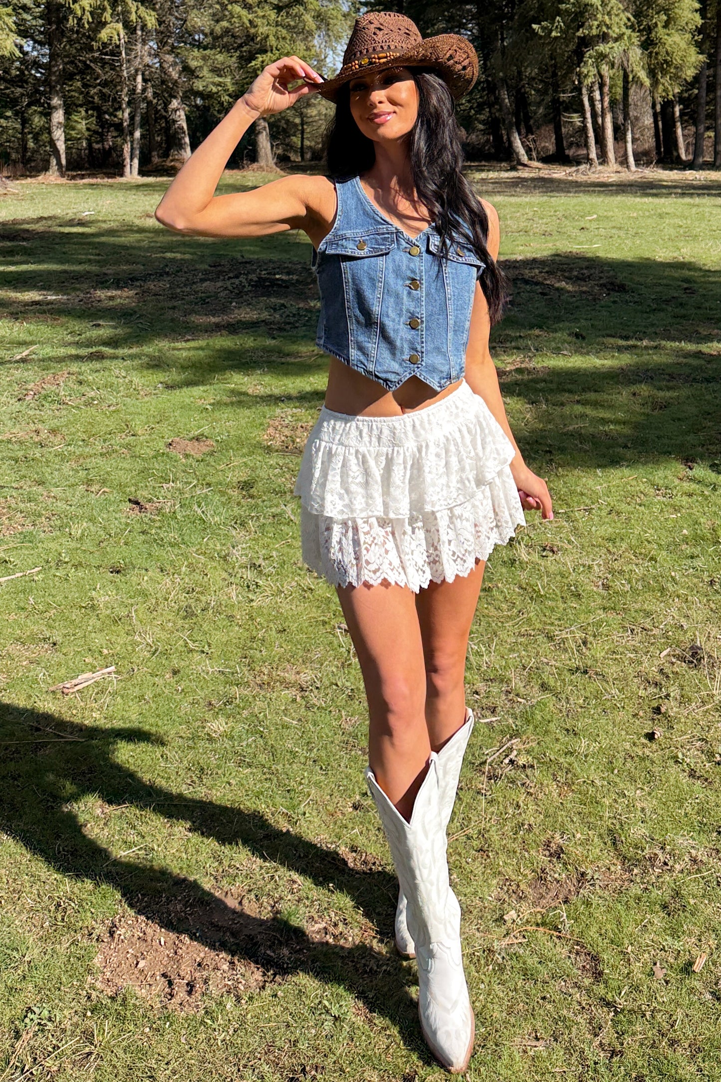 Downtown Heat Lace Layered Ruffle Mini Skort (White)