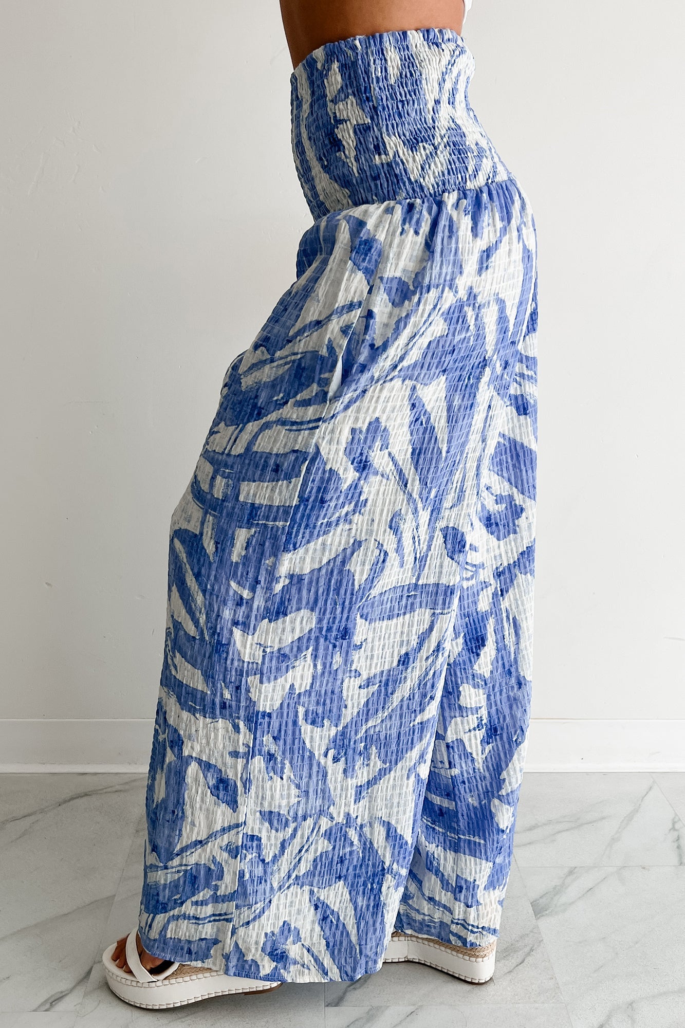 Iconic Option Printed Smocked Wide Leg Pants (Blue)