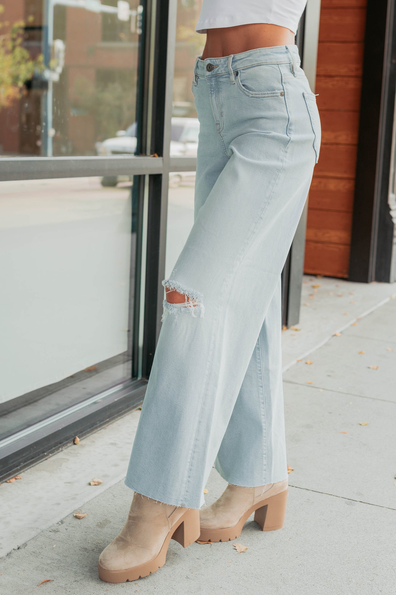 Vivienne Wide Leg Ripped Hidden Jeans (Light)