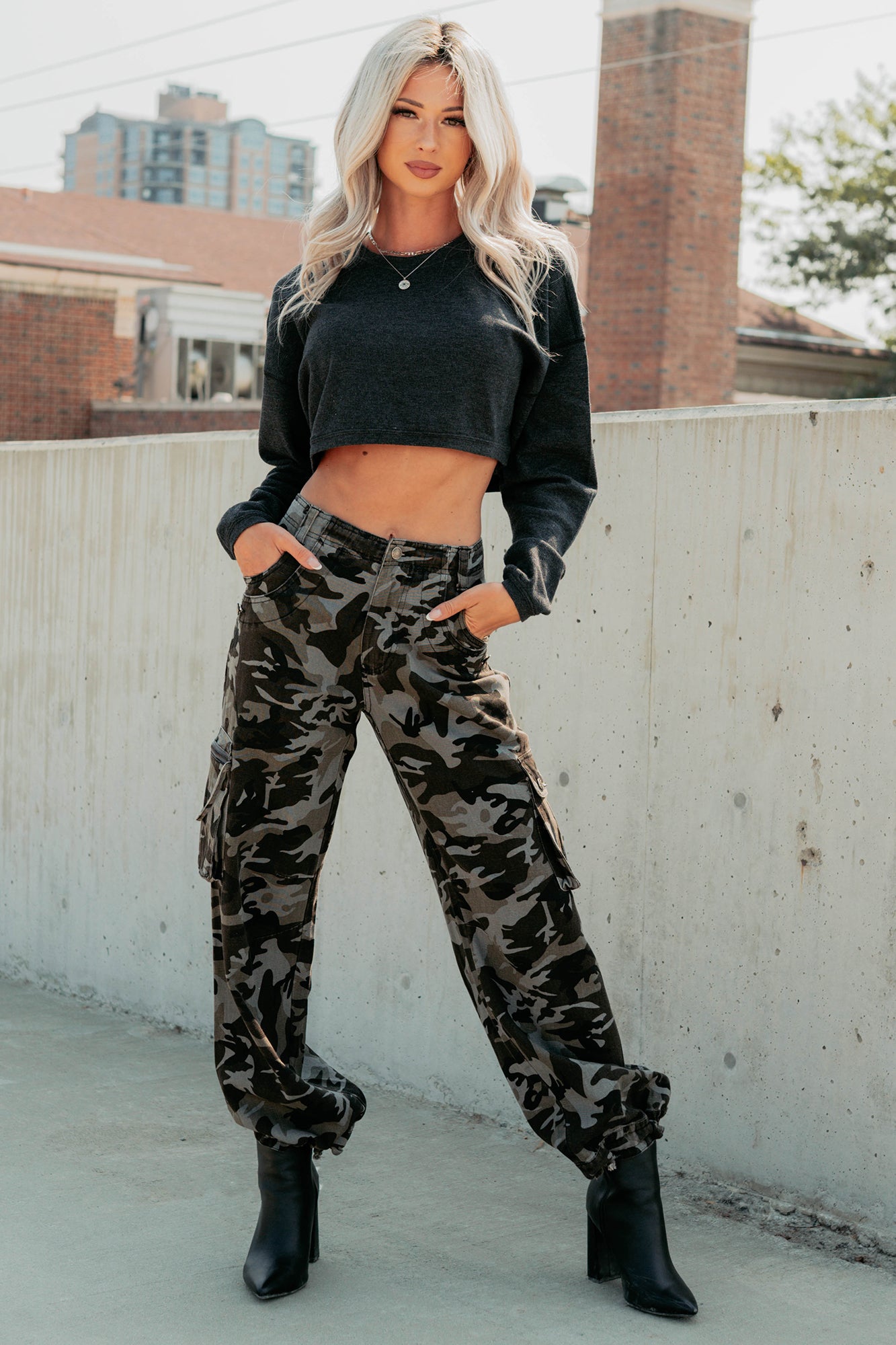 Everyday Cool Waffle Knit Long Sleeve Crop Top (Black)