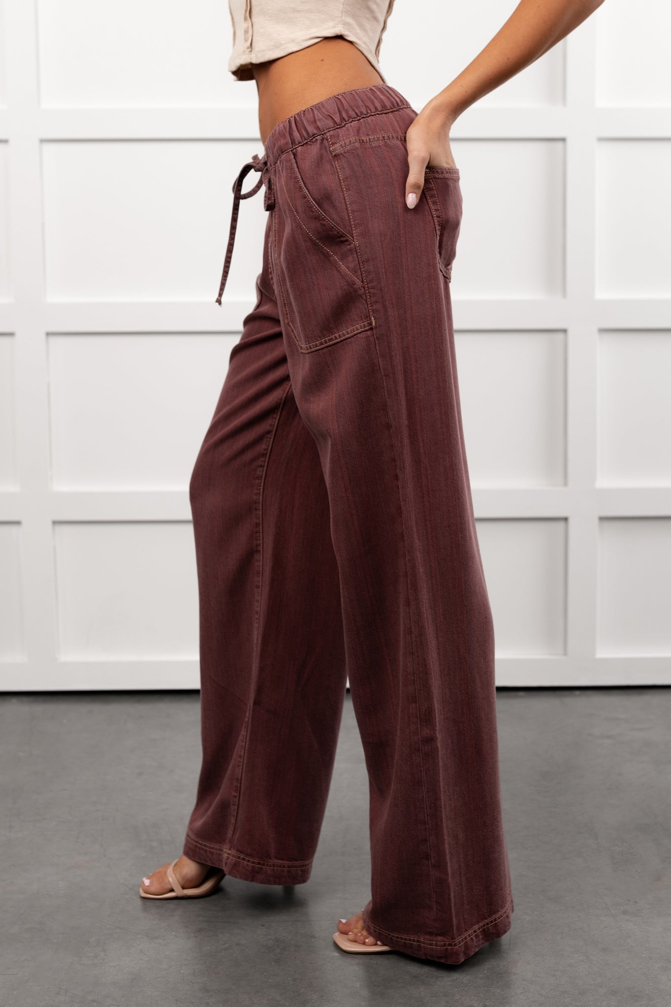 Cherry Lane Drawstring Wide Leg Pants (Matisse)