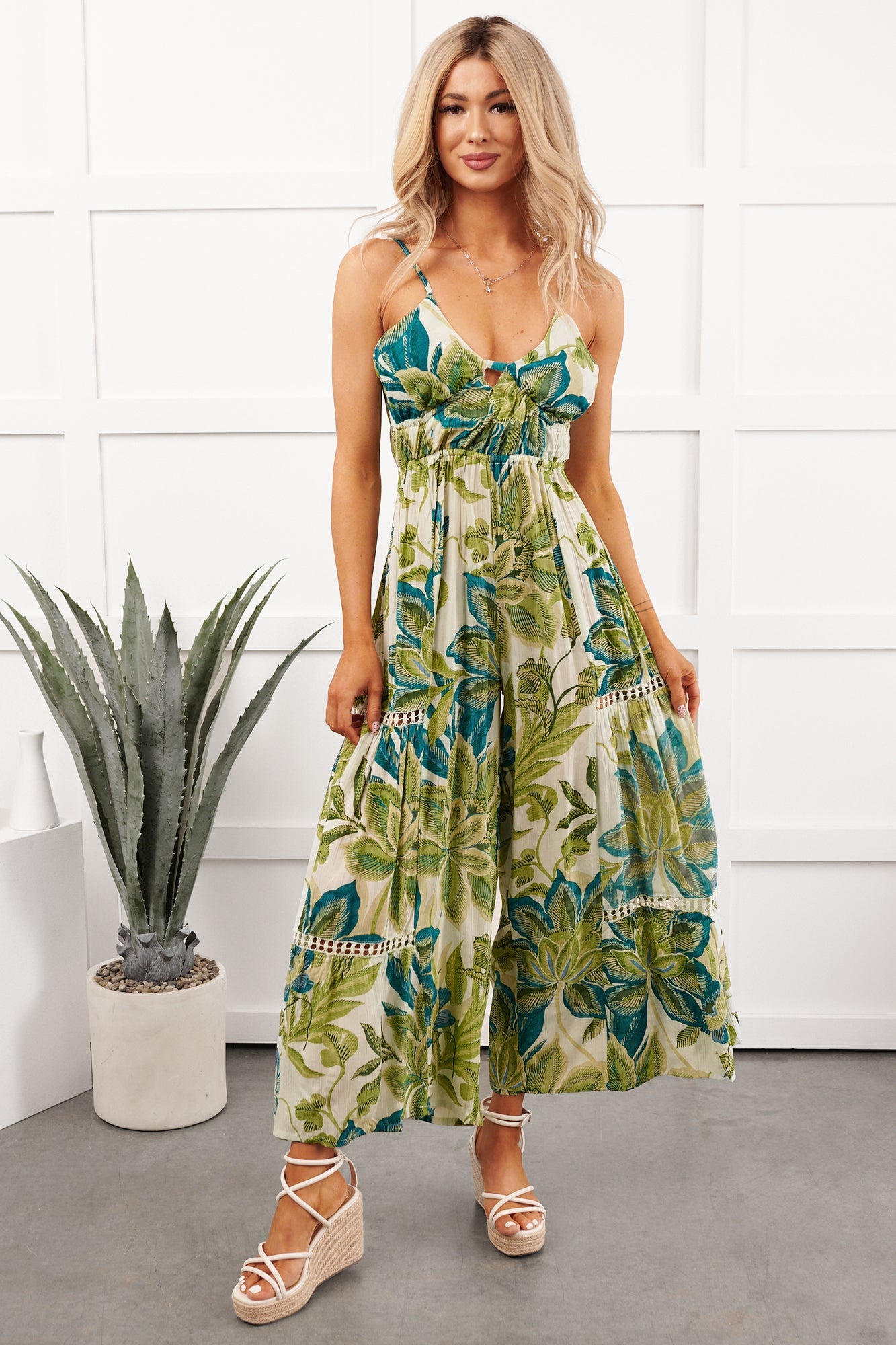 Island Flirt Open Back Floral Jumpsuit (Ivory/Green)