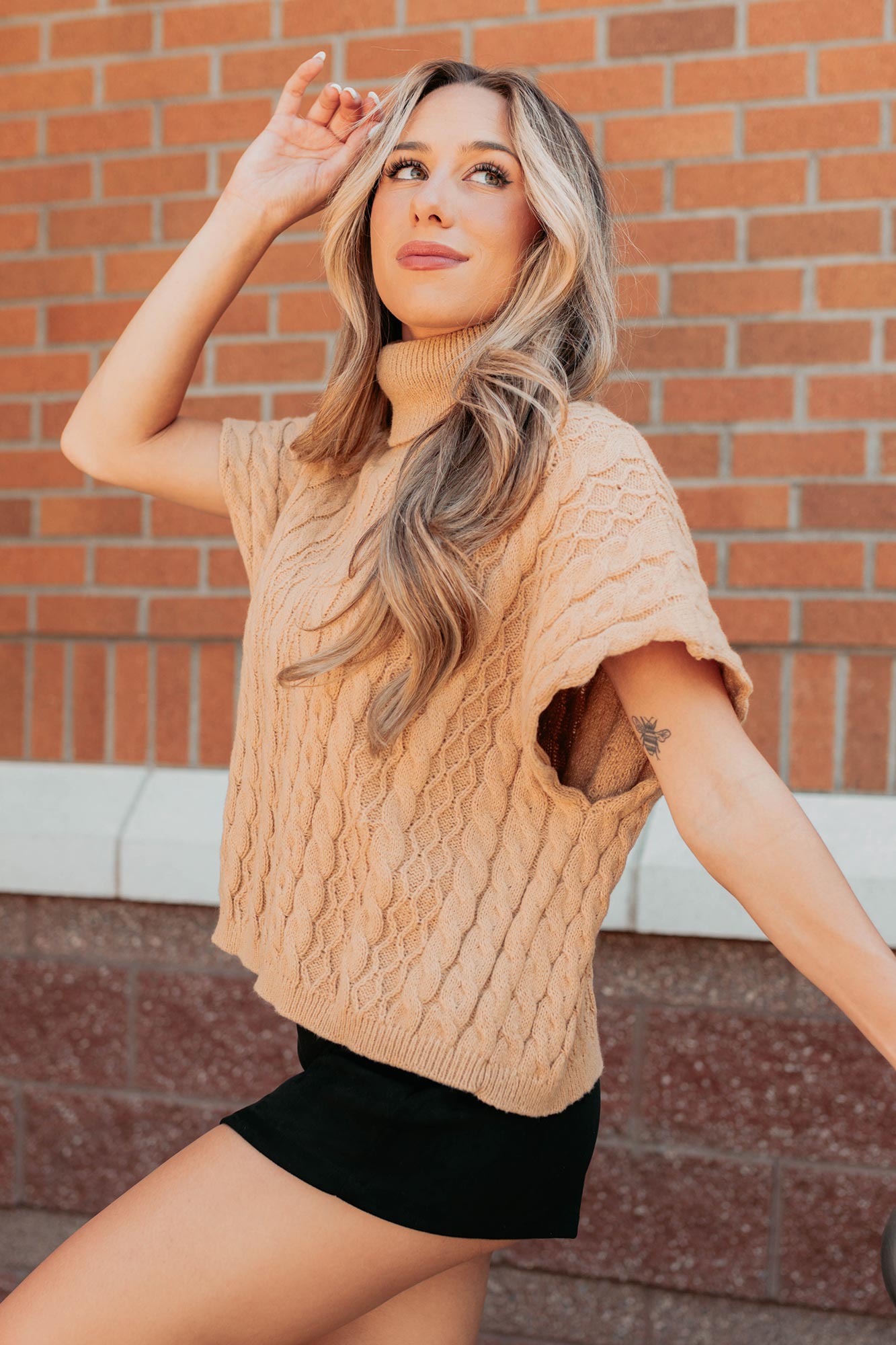 Cozy Escape Short Sleeve Cable Knit Sweater (Taupe)
