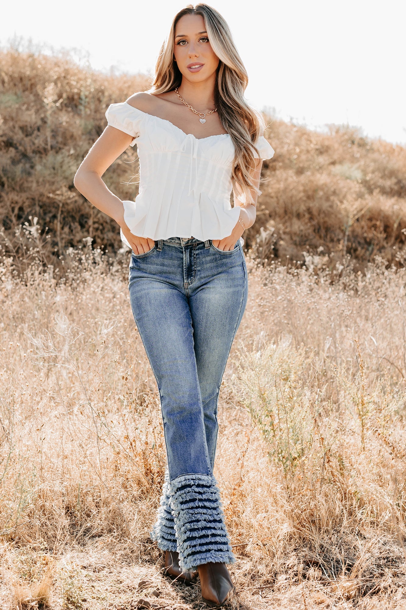 Vera Mid Rise Frayed Hem Cello Flare Jeans (Medium)