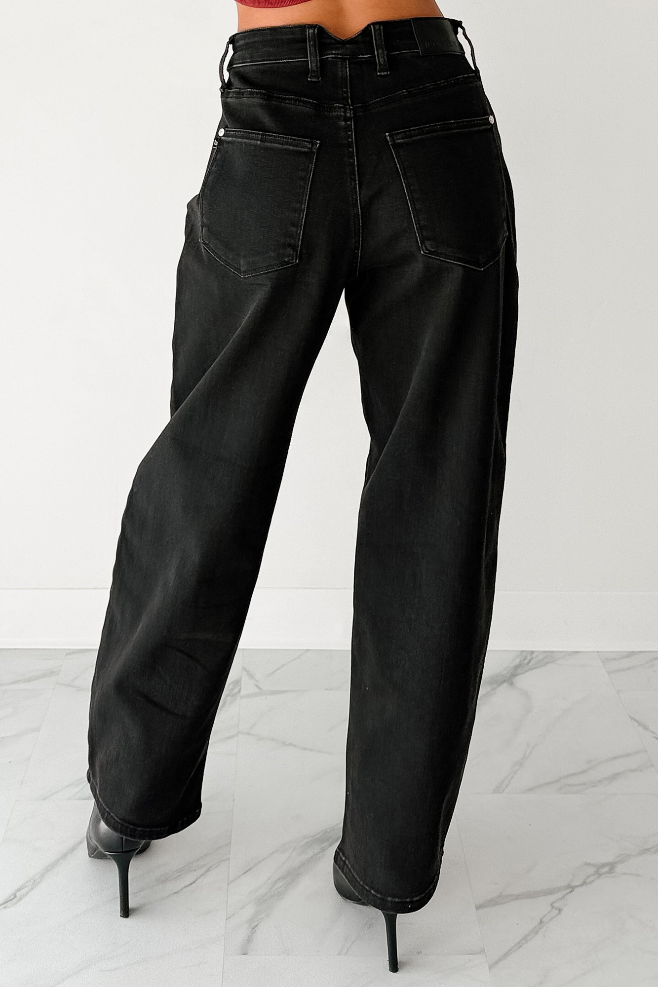 Sophia High Rise Judy Blue Washed Barrel Jeans (Black)