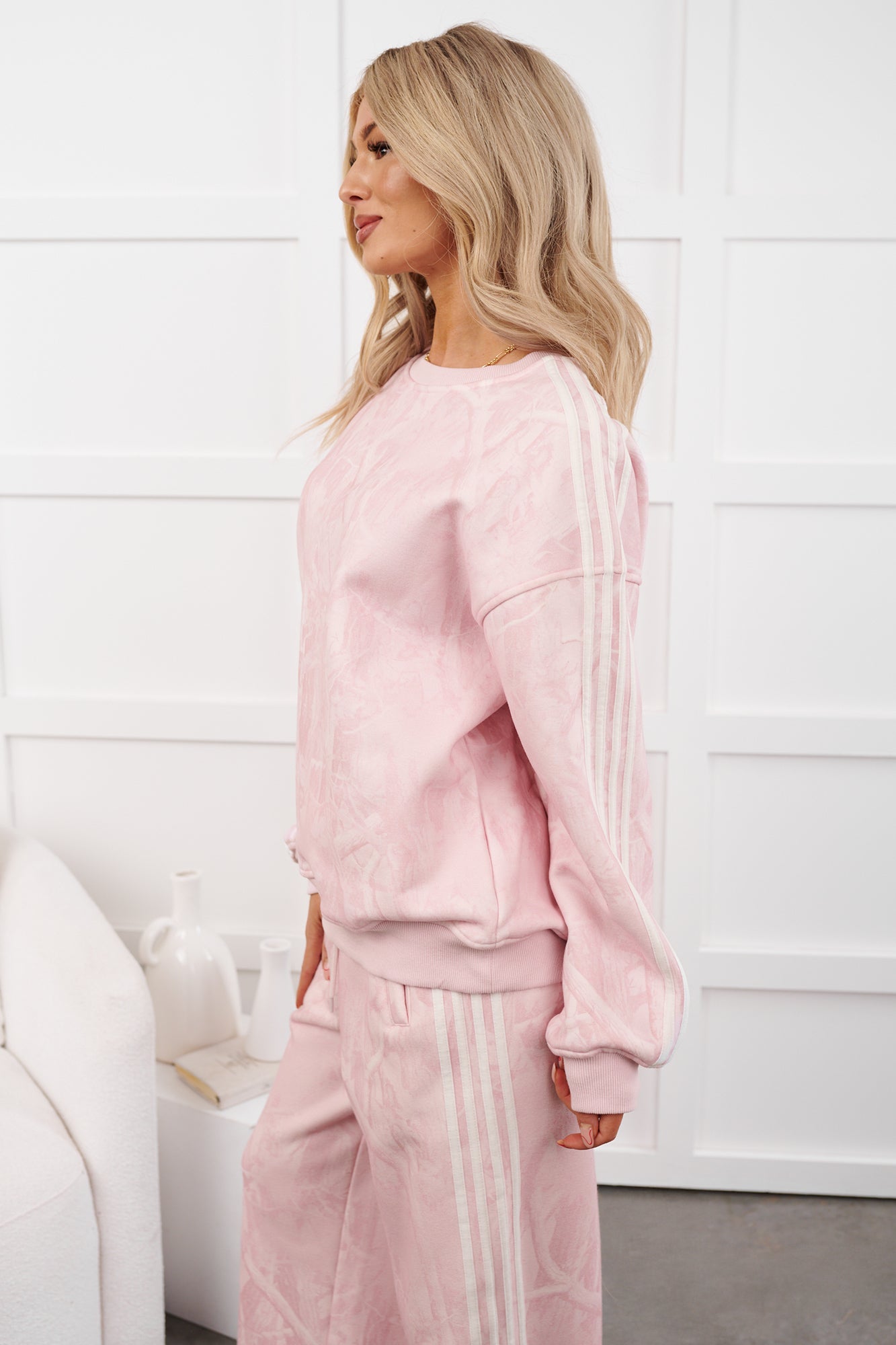 Cozy Corners Side Stripes Sweater (Light Pink Camo)