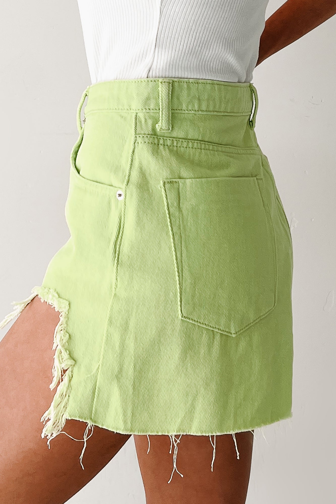 Jeanette High Rise Distressed Denim Shorts (Lime)