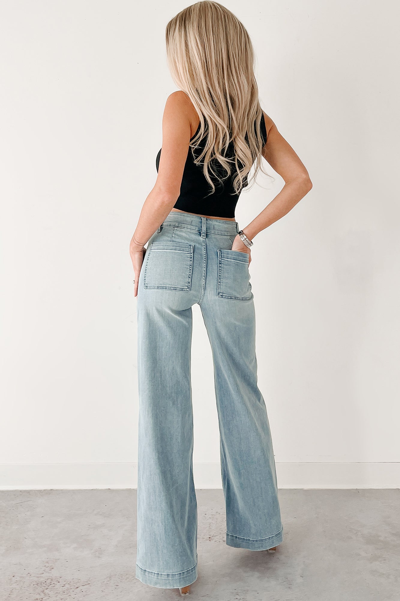 Zella High Rise Wide Leg Eunina Jeans (Medium)