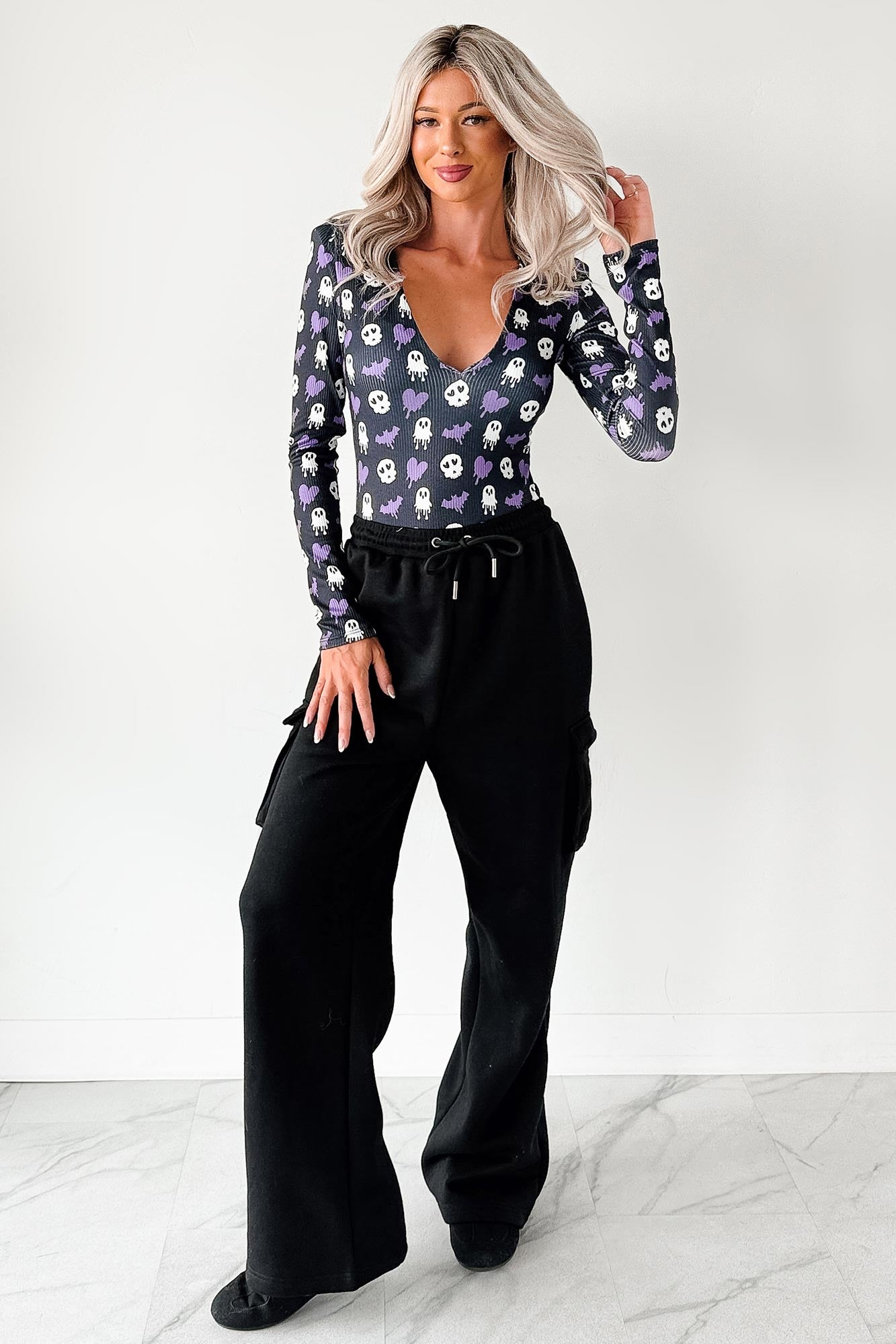 Daily Pause Wide Leg Cargo Sweatpants (Black)