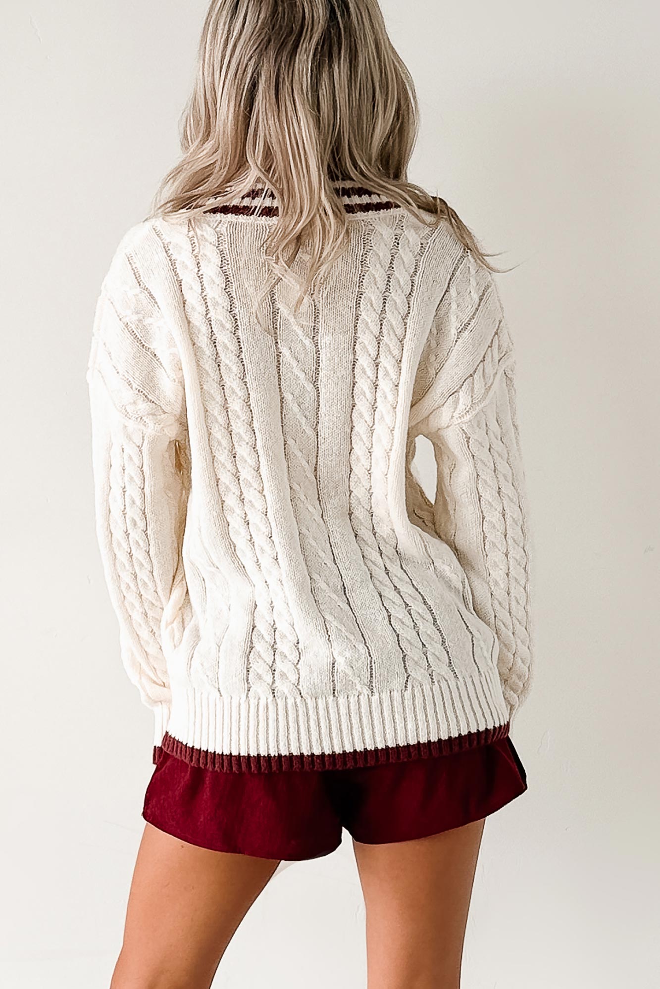 Woven Stories Cable Knit V Neck Sweater (Cream)
