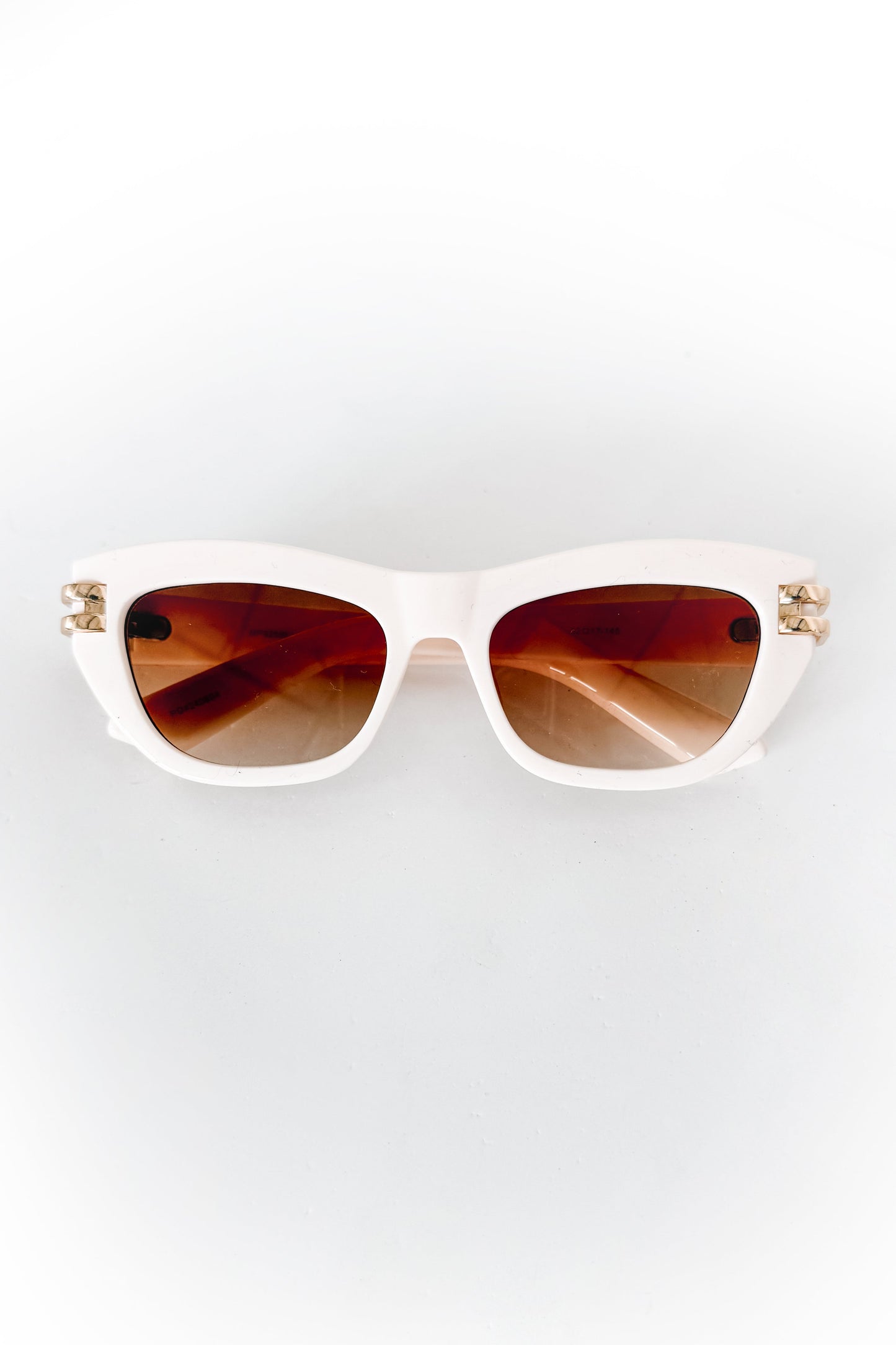 Make Way Thick Frame Cat Eye Sunglasses (Multiple Color Options)