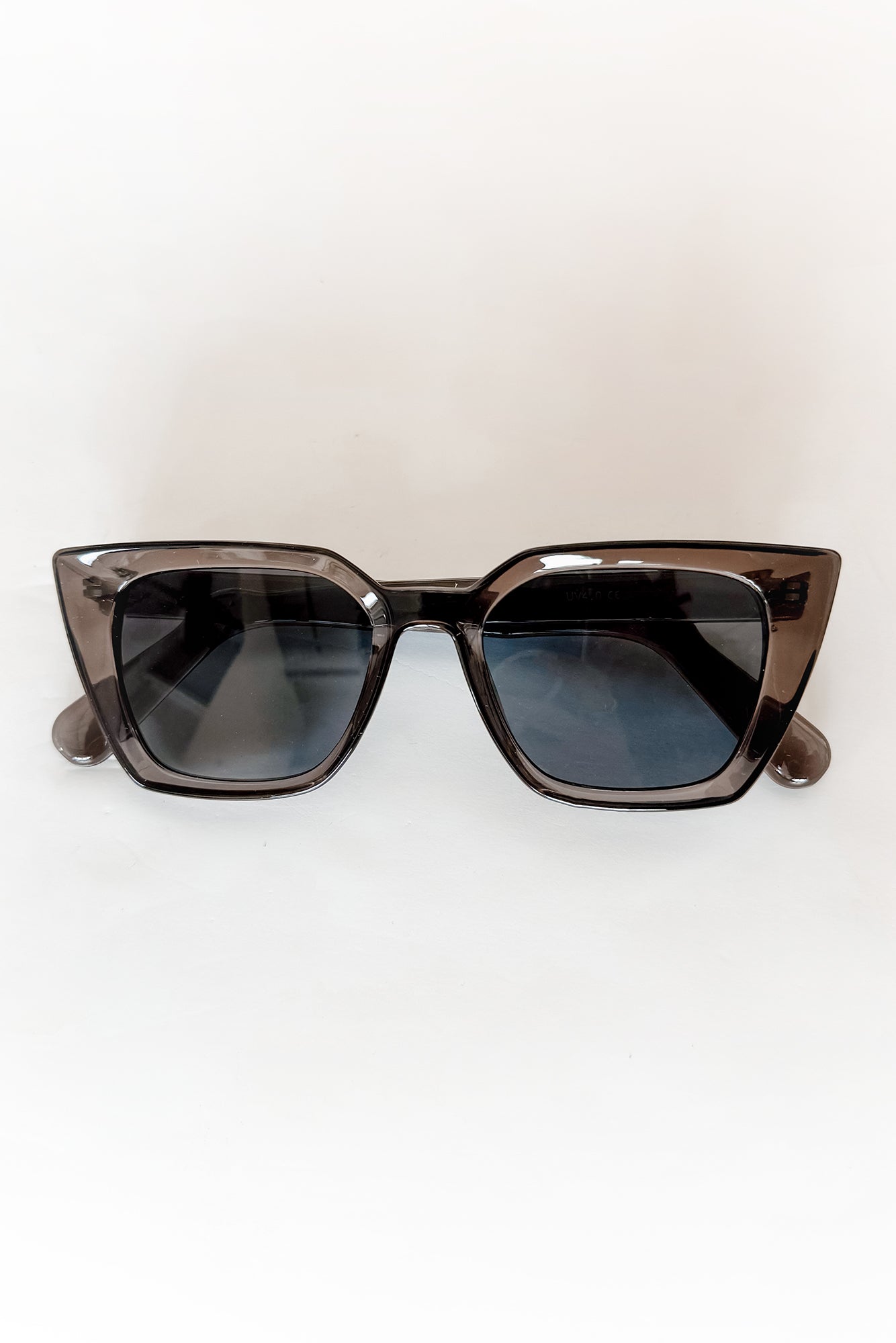 Errand Chic Squared Cat Eye Sunglasses (Multiple Color Options)