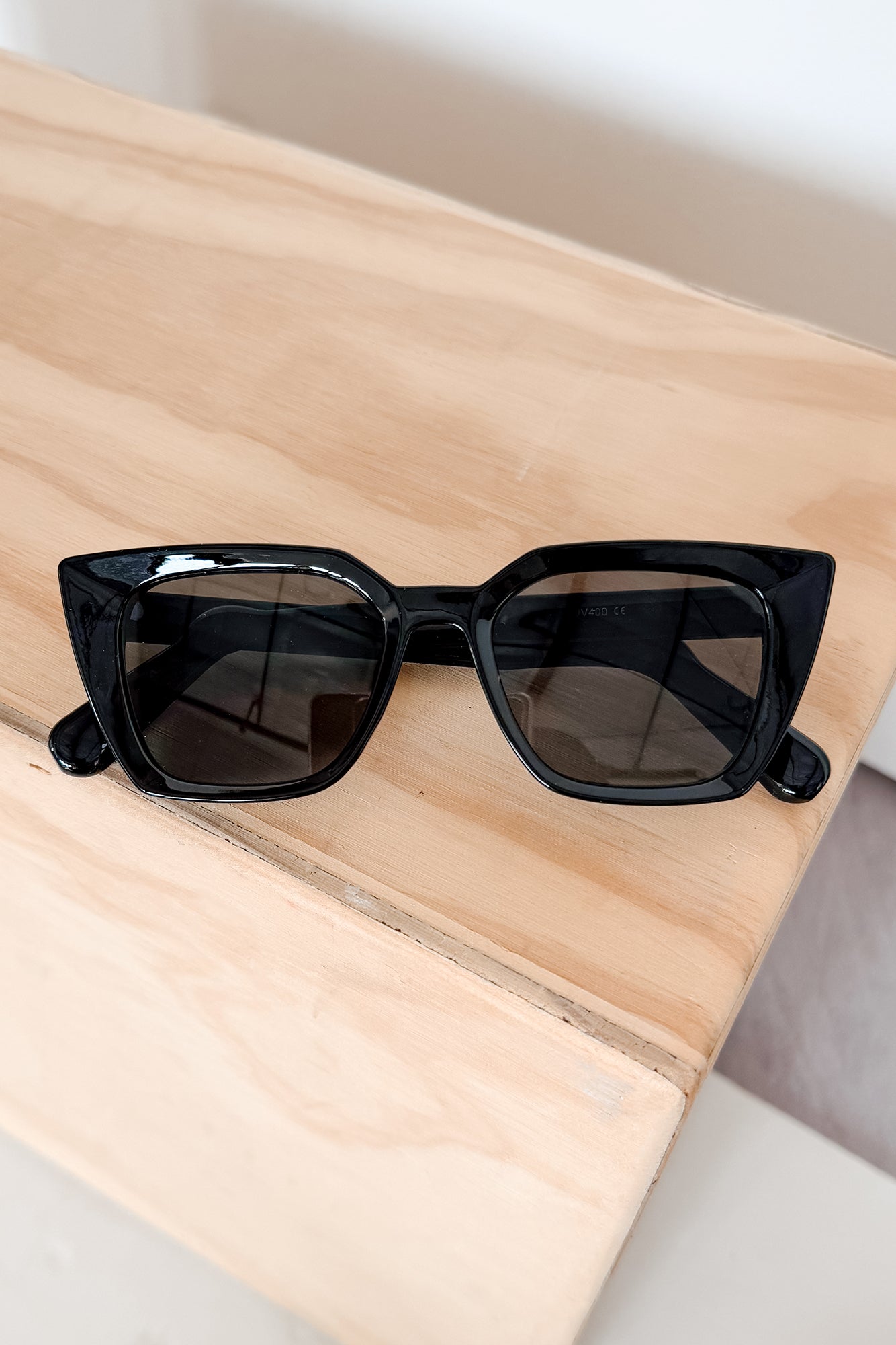 Errand Chic Squared Cat Eye Sunglasses (Multiple Color Options)