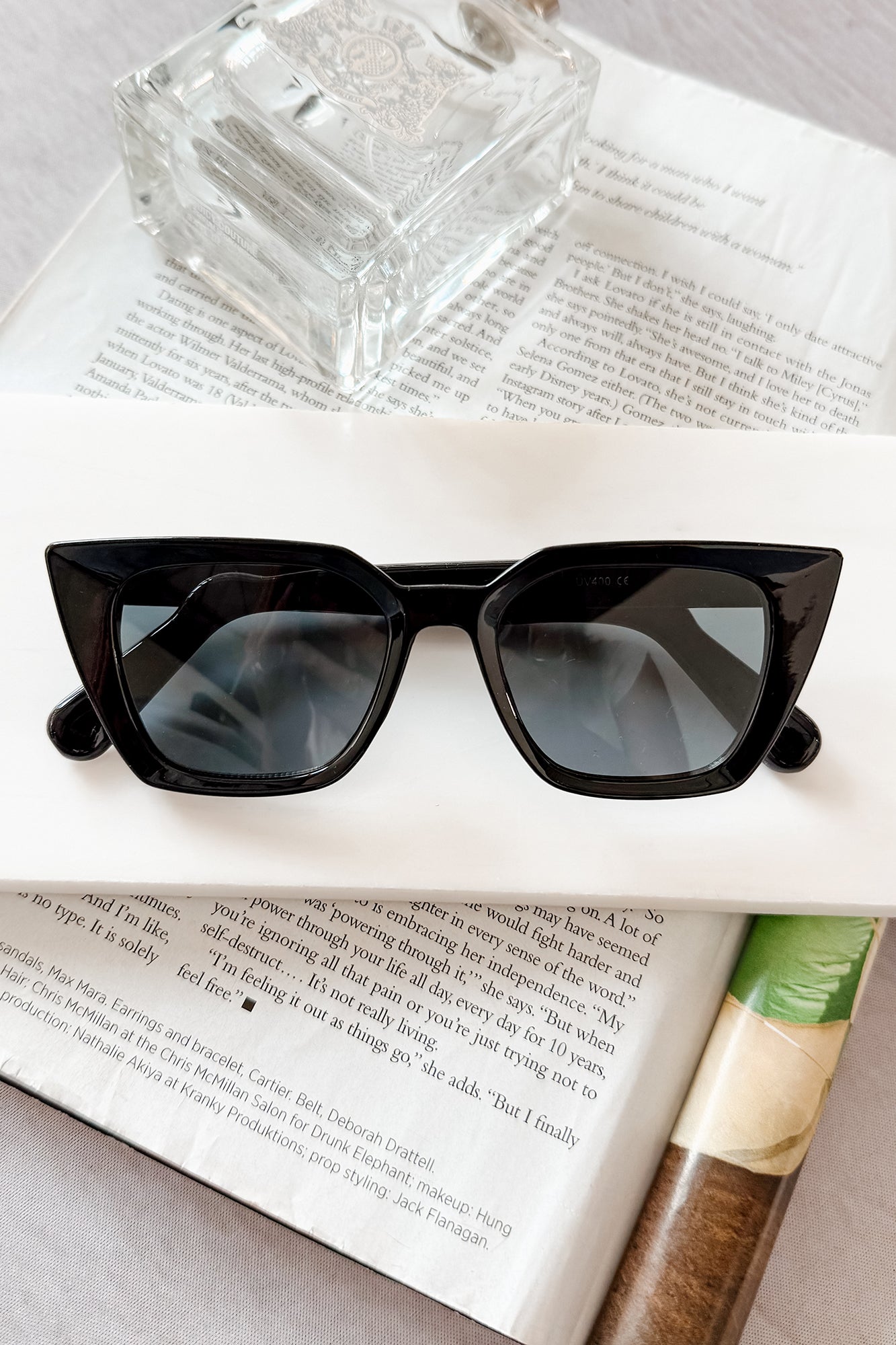 Errand Chic Squared Cat Eye Sunglasses (Multiple Color Options)