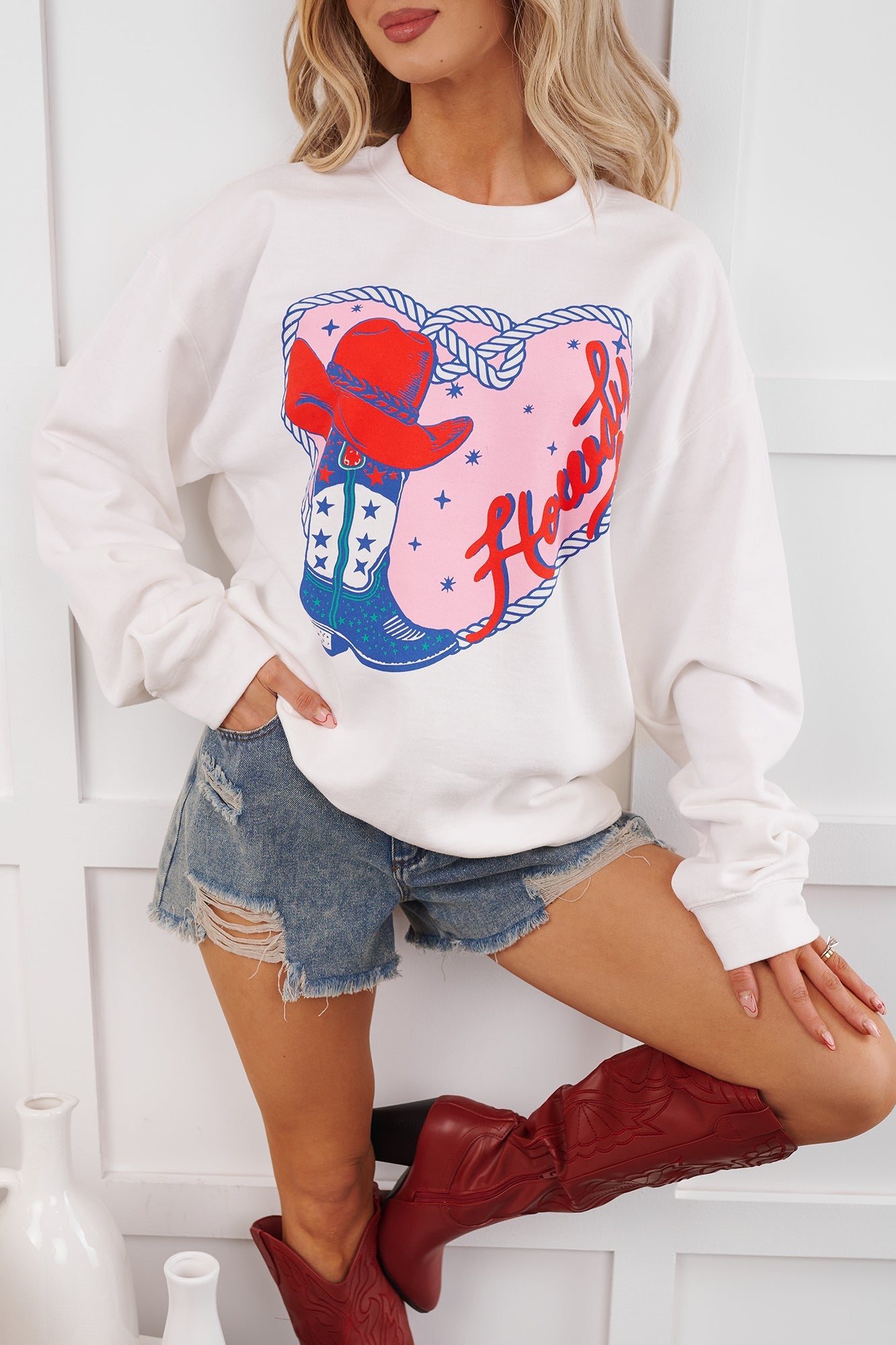 Howdy Romance Graphic Sweatshirt (White)