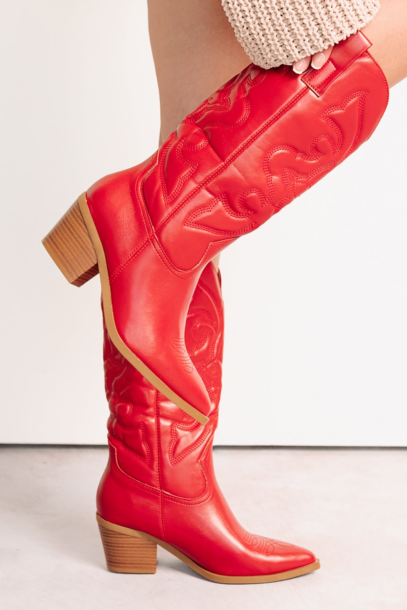 Cowgirl Glow Pointed Toe Western Boots (Red)
